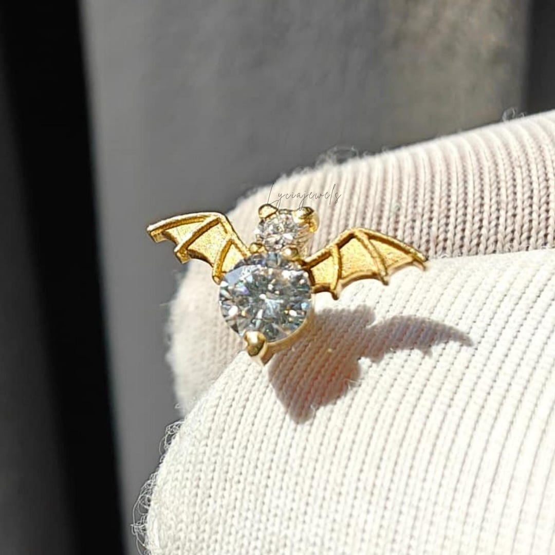 14K Yellow Gold Bat Piercing Round Diamond Animal 16g Flatback Labret ...