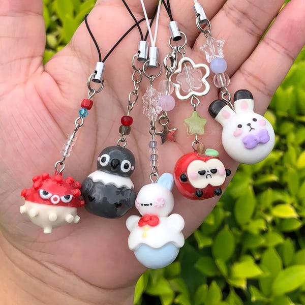 Love and Deepspace Handyanhänger | Handgefertigte Polymer Clay