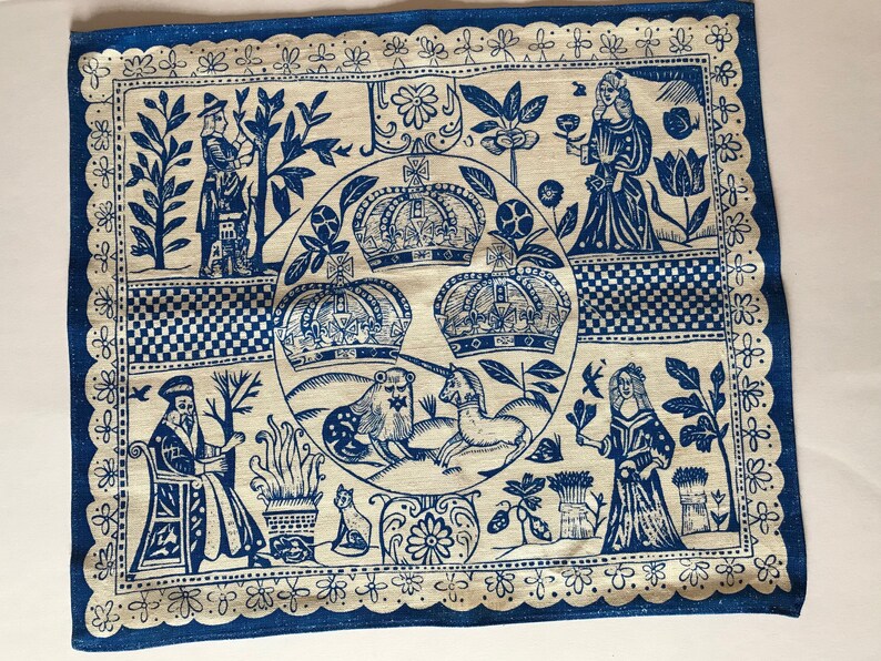 British Jacobean Old English Vintage woodblock printed linen set of 4 placemats Indigo Blue