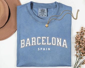 バルセロナ スペイン Comfort Colors® Tシャツ、ヴィンテージ トラベルTシャツ、ユニセックス お土産シャツ、スペインギフトトップ