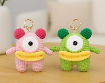手作りのかわいいかぎ針編みプレッツェルキーホルダー、かぎ針編み