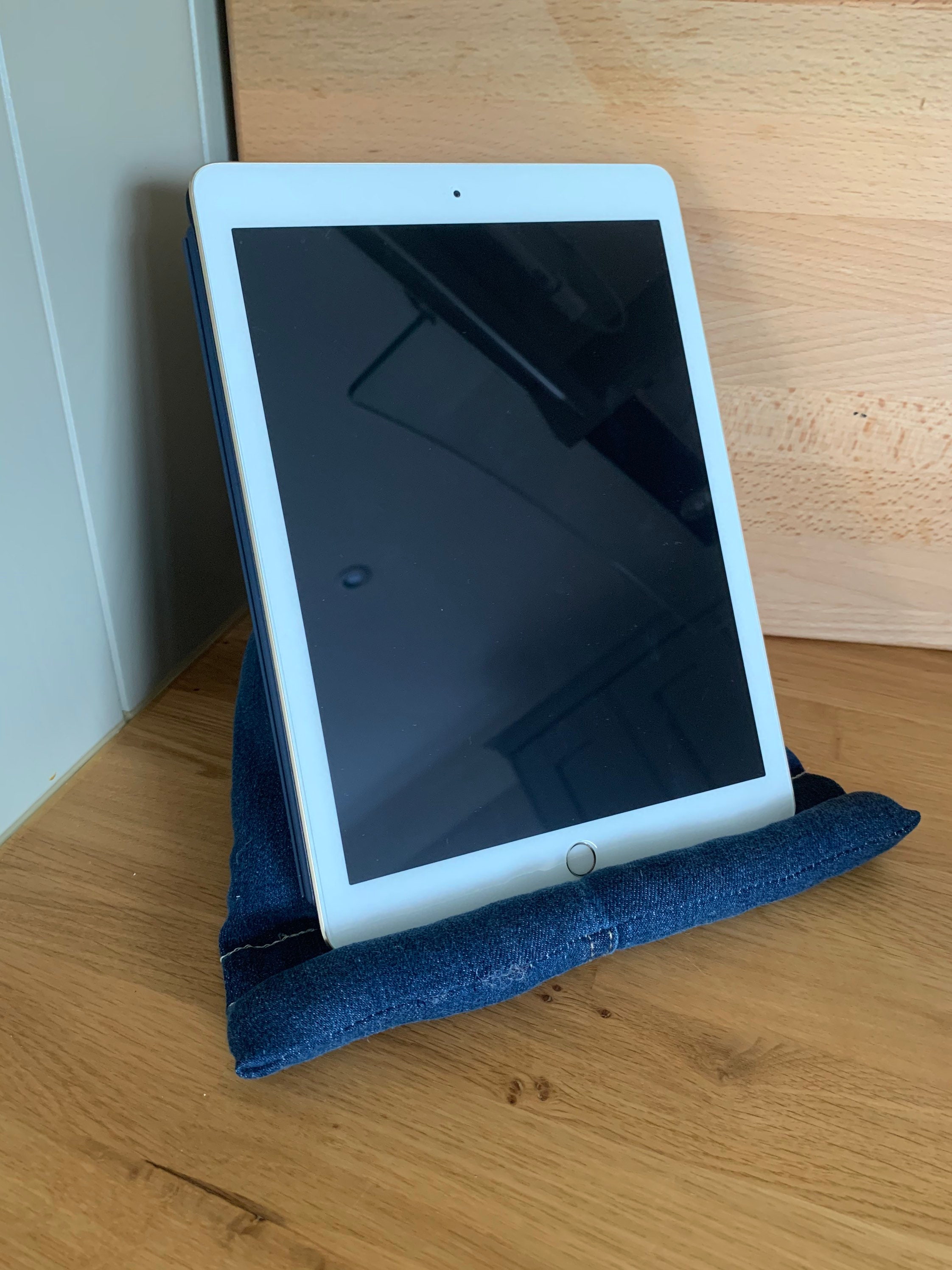 Stand for tablets and smartphones Etsy