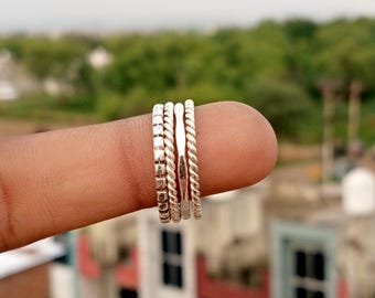 Juego de anillos apilables de plata de ley hechos a mano, anillos minimalistas delicados