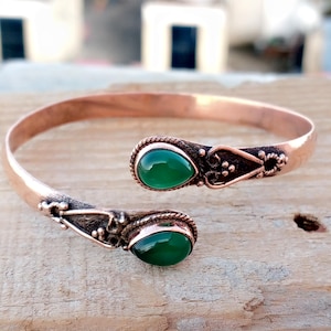 Solid Pure Copper Bangle, Green Onyx Copper Bangle, Designer Bangle, Handmade Bangle, 100 % Copper Bangle, Adjustable Bangle, Woman Bangle