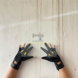 The Genius Behind the Gloves – Gaming Agent Style