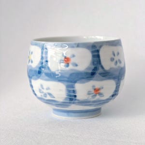 Vintage Japanese Yunomi Tea Cup| Hand-painted Blue & White Porcelain with Floral Design |Arita Style Kutani Ware| Collectible Japan Pottery