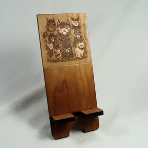 Phone / Ipad / Kindle Stand, Freyja&#39;s Nine Cats with Distaff