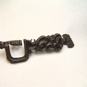 Victorian Sewing Clamp, Sewing Bird Circa 1865