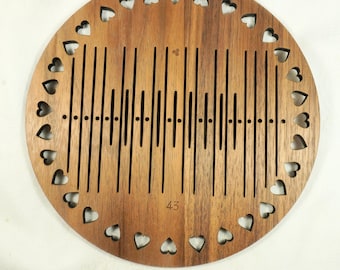 Circular Slotted Pick Up Rigid Heddle with 43 Warp Threads and 32 Heart Cutouts, 9 Pattern Thread Slots. Single Slot Center