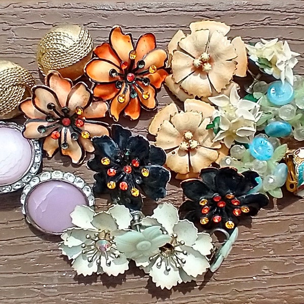 10 Pc Earring Lot//Rockabilly Retro Jewelry//Clip-on & Screw Back//Assemblage Bouquet Project//Salvage and Sold As-Is/Please See Description