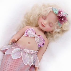 Realistic Silicone Mermaid Merbaby Doll: 10-inch Squishy Full Body