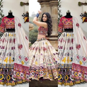 Beautiful Digital print with real mirror work Women Dresses for Navratri, Garba Chaniya Choli