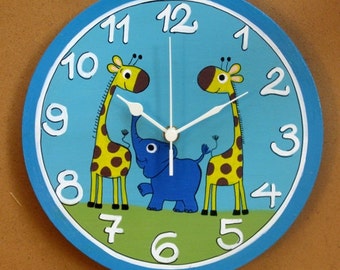 Round Wall Clock With Giraffes & Elephant Paintings