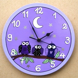 Round Wall Clock With Owls Painting