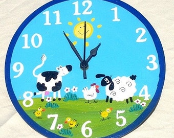 Round Wall Clock With Animals Painting