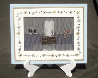 Wooden Earrings Holder On a Stand  / 10 - 15 Earrings