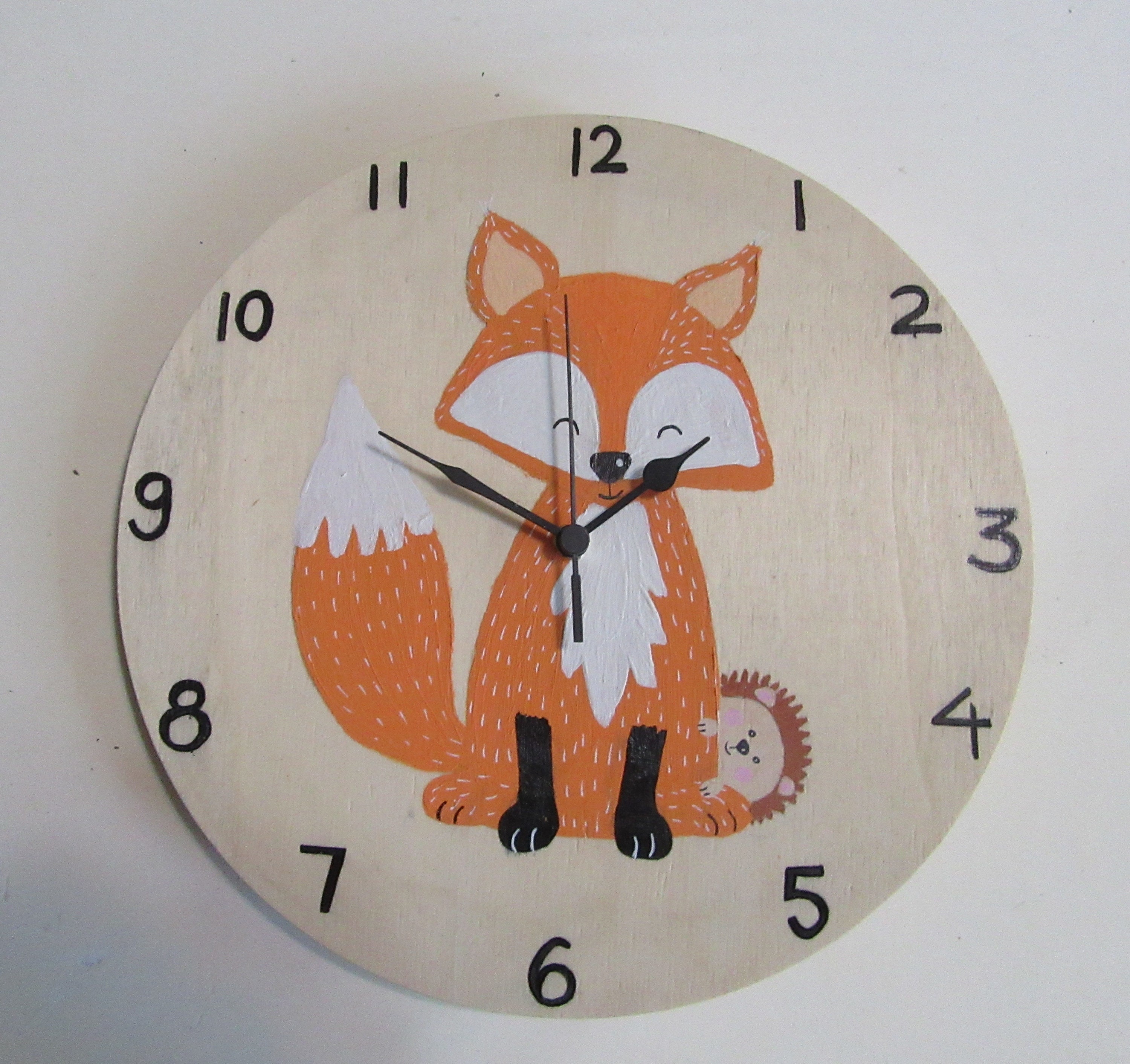 Часы foxes. Часы настенные с лисами.