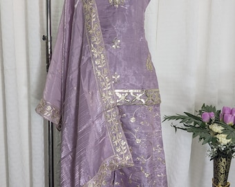 Traje Palazzo Salwar Kameez pakistaní de organza bordada