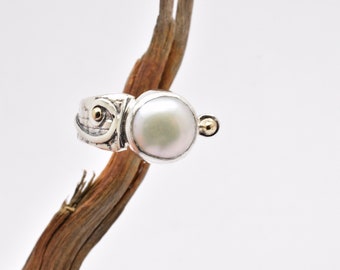 Free form ring sterling silver pearl ring, handmade freshwater oval pearl silver and gold ring size 8 artisan jewelry, gift for her