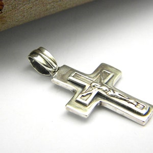 Sterling Silber Kreuz Kruzifix, massivem Silber Kreuzigung Anhänger, handgemachter Kreuz Anhänger, religiöses Geschenk, christliches Geschenk