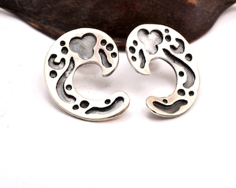 Vintage contemporary post earrings sterling silver paisley design matte finish large studs gift for her