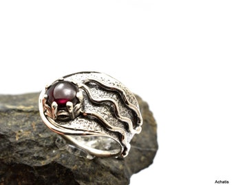 Sterling silver garnet ring handmade in size 7 - women's garnet jewelry - January birthstone,  gift for girlfriend