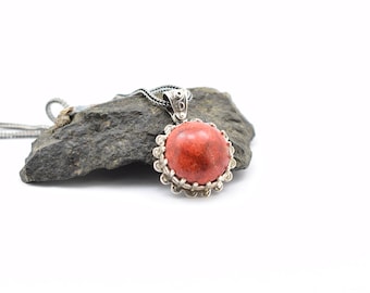 Collana con ciondolo in corallo rosso, argento sterling, corallo rosso spugnato, gioielli in corallo artigianali, regalo boho per lei