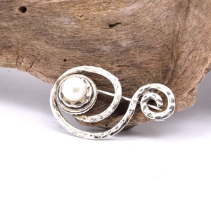 Sterling silver pearl brooch spiral hammered texture oxidized silver pin gift for her