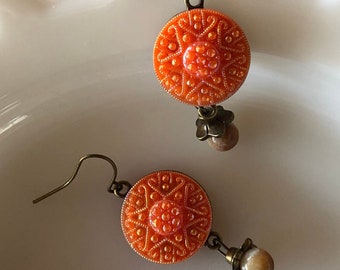 Autumn Sparkles - Peach Orange Sparkly Vintage Glass Button Earrings with Star Design, Brown Glass Pearls