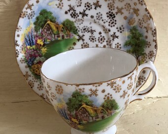 Beautiful Vintage Teacup, Colclough Cottage English Bone China, Summer Country Cottage Scenic Scenery Gold Chintz