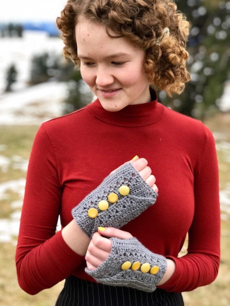 Pattern PDF for Crochet Wrapped and Buttoned Mitts, Unique Fingerless Gloves image 3