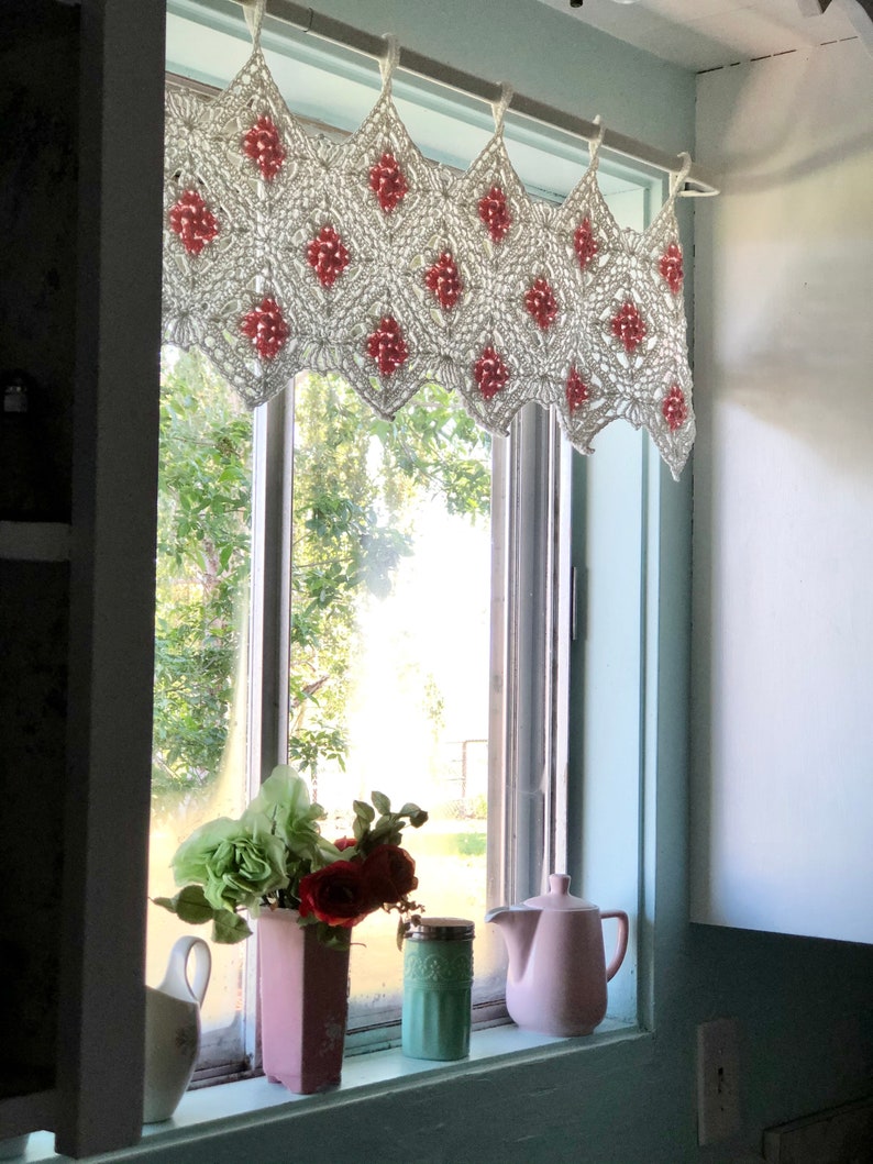 Crochet Pattern PDF for Petals on Point Valance, crochet cotton pink and white floral shabby chic motif curtain pattern image 2