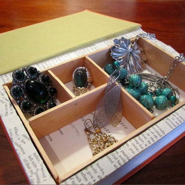 Manual Of Style Book Box