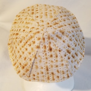 Matzah Kippah Yarmulke 6 panel style Stays on without Clips Cotton with solid lining