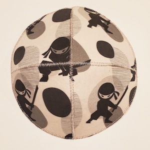 Ninja Kippah keppeltje schotelstijl