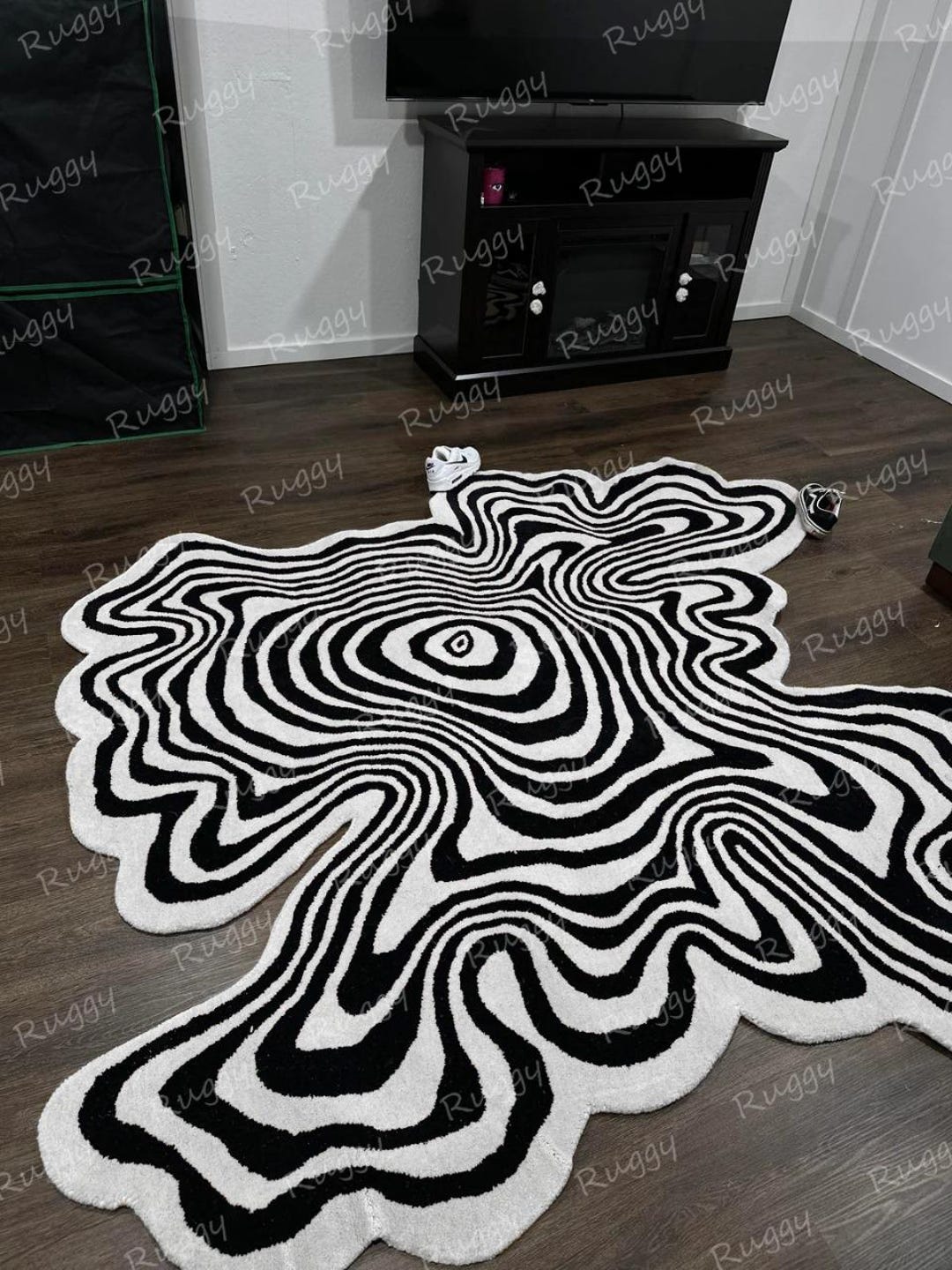 Handmade Trippy Wavy Tufted Optical Illusion Black White Area Rug Floor ...