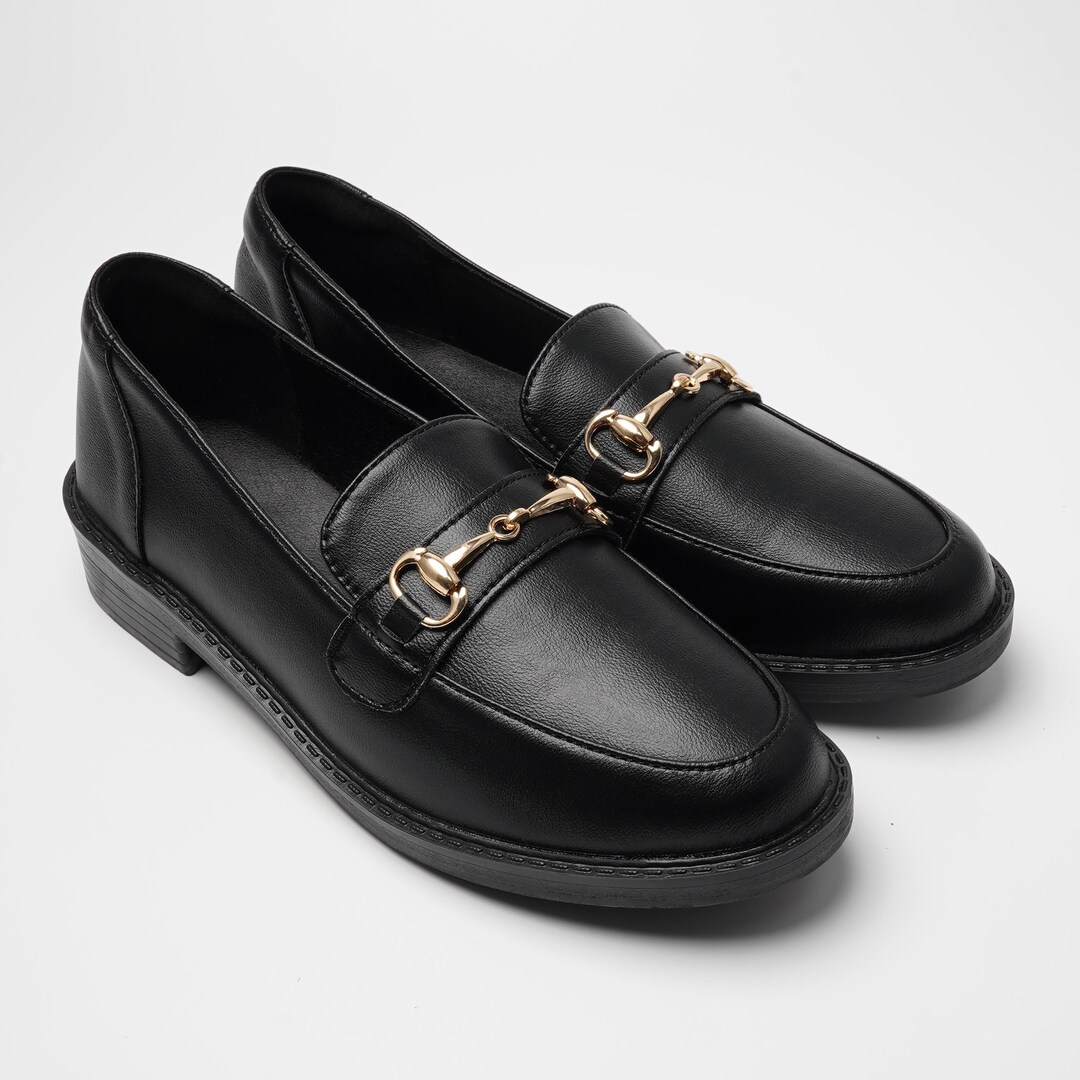 Black Leather Horsebit Loafers For Women Gold Buckle Slip on Flats black-leather-horsebit-loafers-for-women-gold-buckle-slip-on-flats