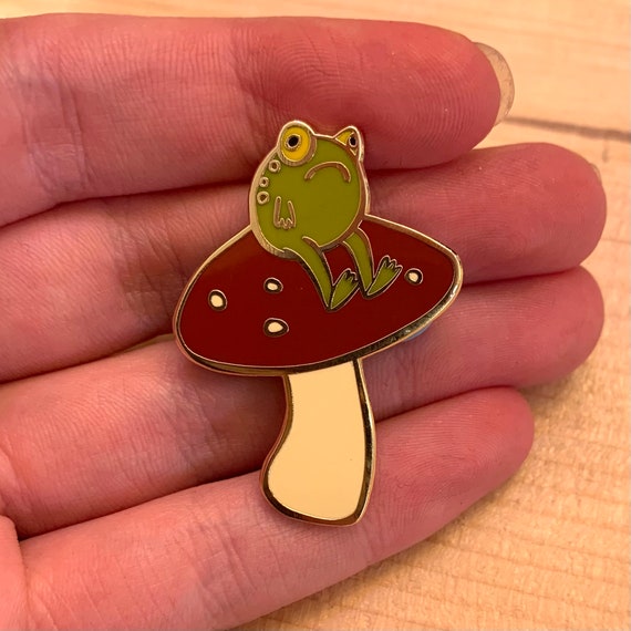 Toad Pin -  Finland