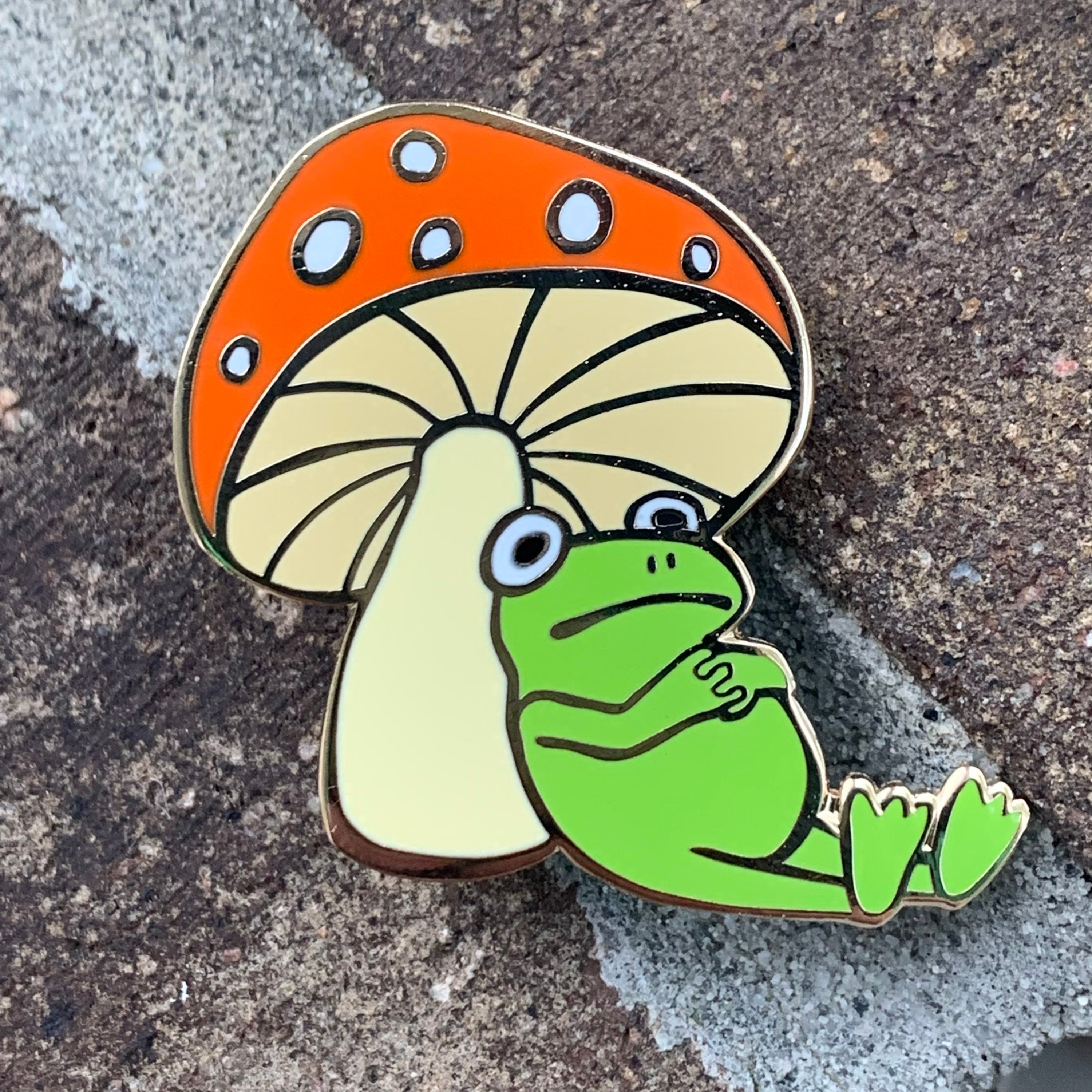 Frog Under Mushroom 