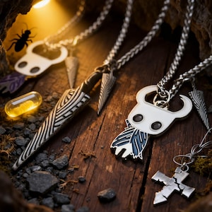 Hollow Knight Necklace | Hollow Knight Keychain | Gaming Pendant | Fashion Accessories | Gaming Accessories
