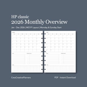 Könnte beinhalten: Ein weißer Monatsplaner 2026 mit schwarzer Spiralbindung. Der Planer enthält ein Kalenderlayout mit Platz für Aufgaben, wichtige Daten und Notizen. Auf dem Planer steht "HP classic 2026 Monthly Overview".