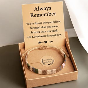 Pulsera surfera con tarjeta de felicitación: set de regalo con cordón encerado ajustable, joyería bohemia impermeable hecha a mano.