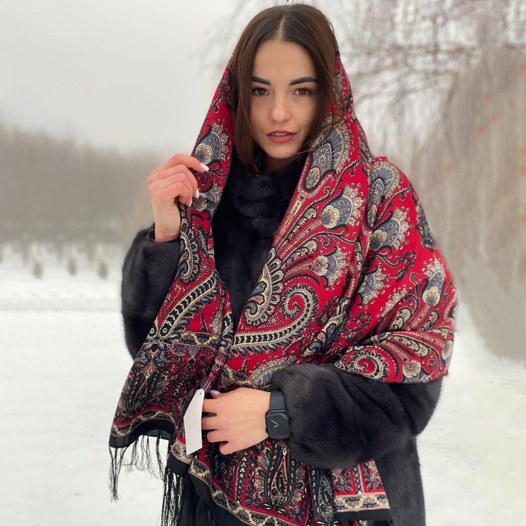 Ethnic Ukrainian Wool Shawl With Fringe – Boho Folk Floral Scarf ...