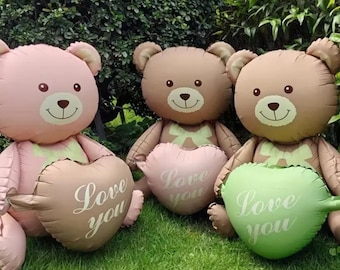 Teddybär-Ballon mit Herz - Valentinstags-Dekoration