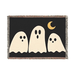 Ghost Woven Blanket, Halloween Decor Throw, Cute 3 Ghosts Cozy Blanket for Fall, Spooky Season Snuggles, Autumn Halloween Tapestry