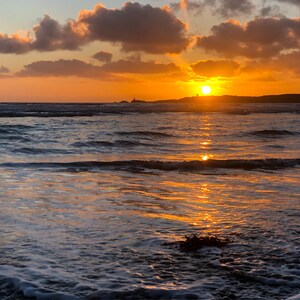 Goldener Sonnenuntergang über dem Ozean - Küstenlandschaft Fotografie, Strand Wand Kunst Druck, Ozean Sonnenuntergang druckbare digitaler Download
