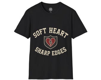 Retro varsity-T-shirt Soft Heart Sharp Edges, vintage collegiaal shirt