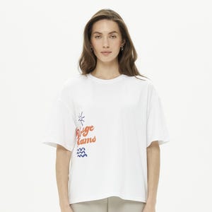 Women&#39;s white mid-length Tshirt, white women&#39;s Tshirt,women&#39;s Tee with print,cotton Tee,summer white T-Shirt, white cotton Tee,loose fit Tee