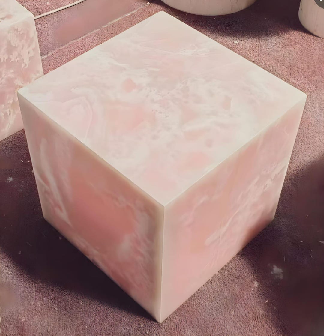 手作りのピンクオニキス大理石台座テーブル：モダンなアクセント台座
