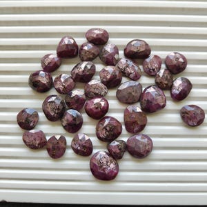 Lote de rubíes naturales con brillo talla rosa de 238 quilates / 32 piezas de rubíes / Lote de rubíes sueltos / Rubíes con brillo natural / Gemas talla rosa